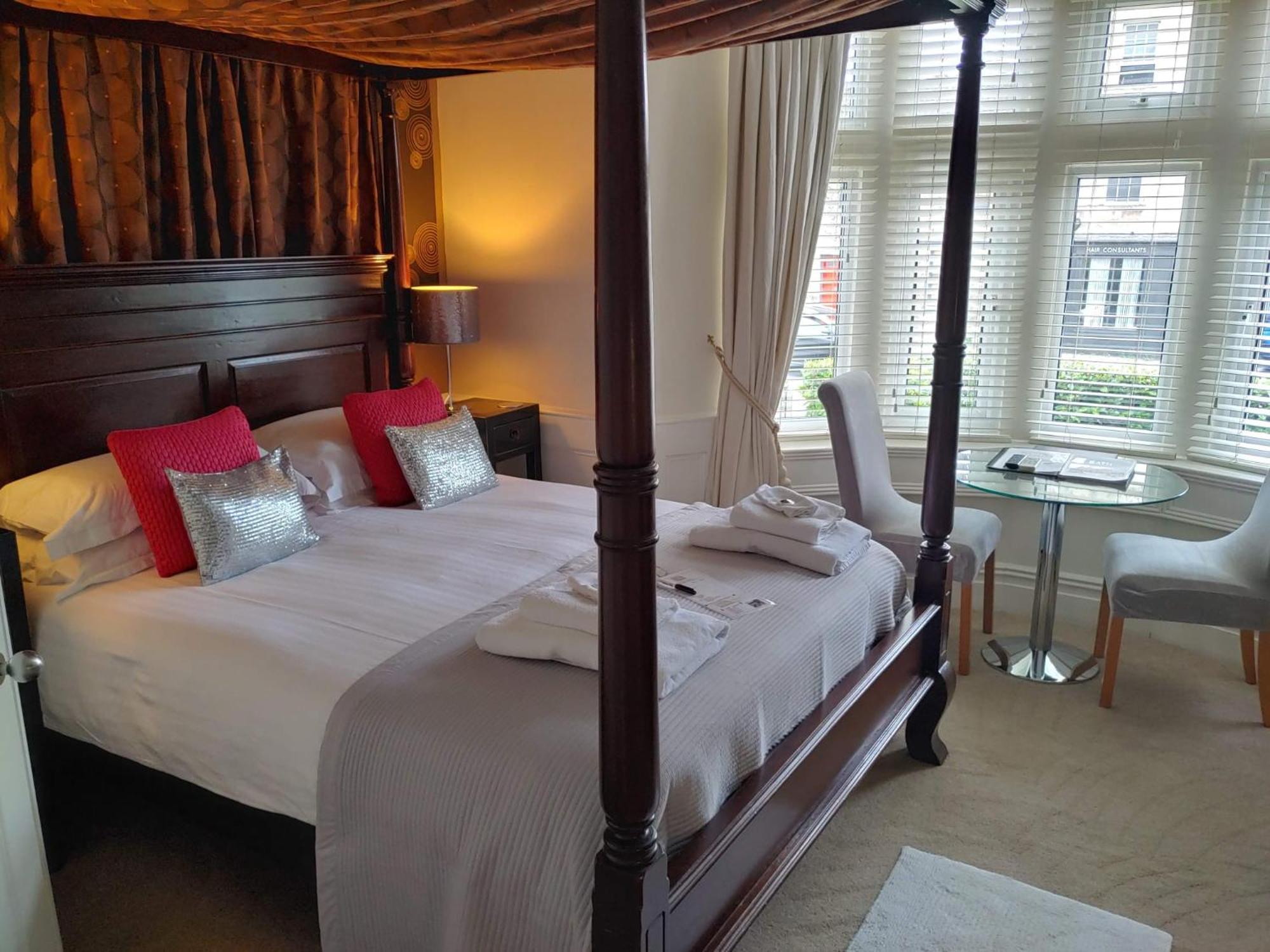 The Bath House Boutique B&B - In-Room Breakfast - Free Parking Exteriér fotografie